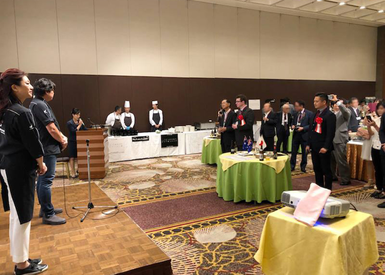 【ラムバサダー × 富山日豪ニュージーランド協会】山下春幸と沢樹舞がラム肉の魅力を披露！