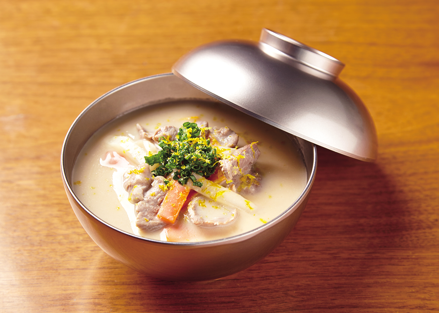 ひと手間でラム肉が本格和食に。滋味！ラムのほっこり酒粕汁