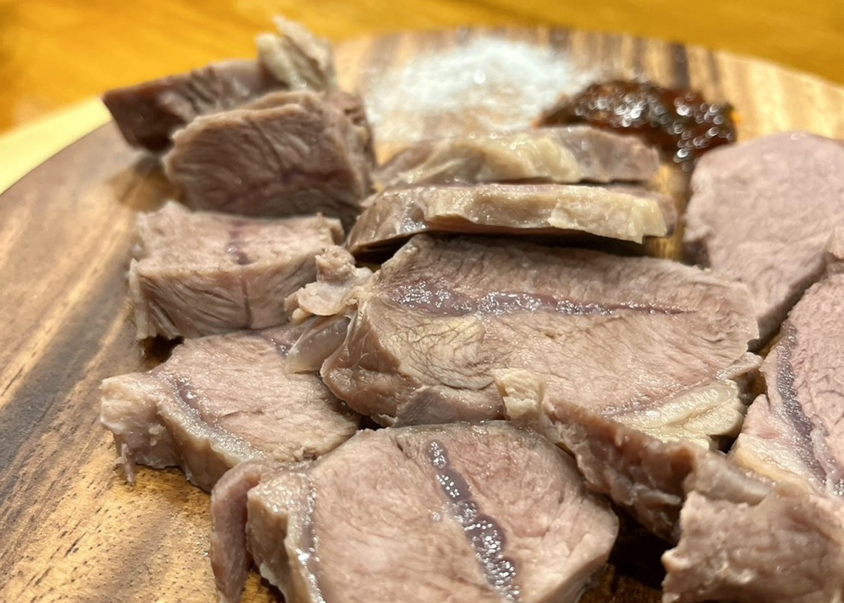 広島に新しい羊のお店誕生！「ひつじとぶた」