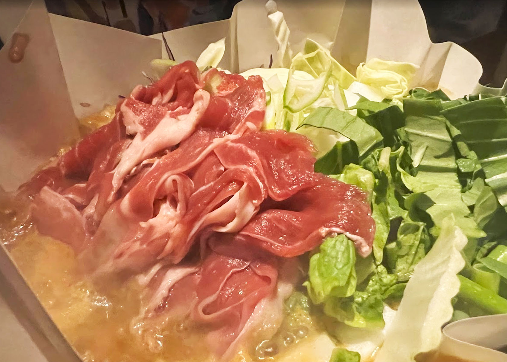 紙で煮る、野菜の旨みと羊の香り。「ラムラムラム」で体験する古くて新しい“紙やき”の世界